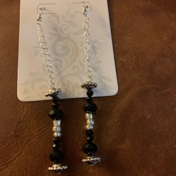 Earring - Picture 14 of 16